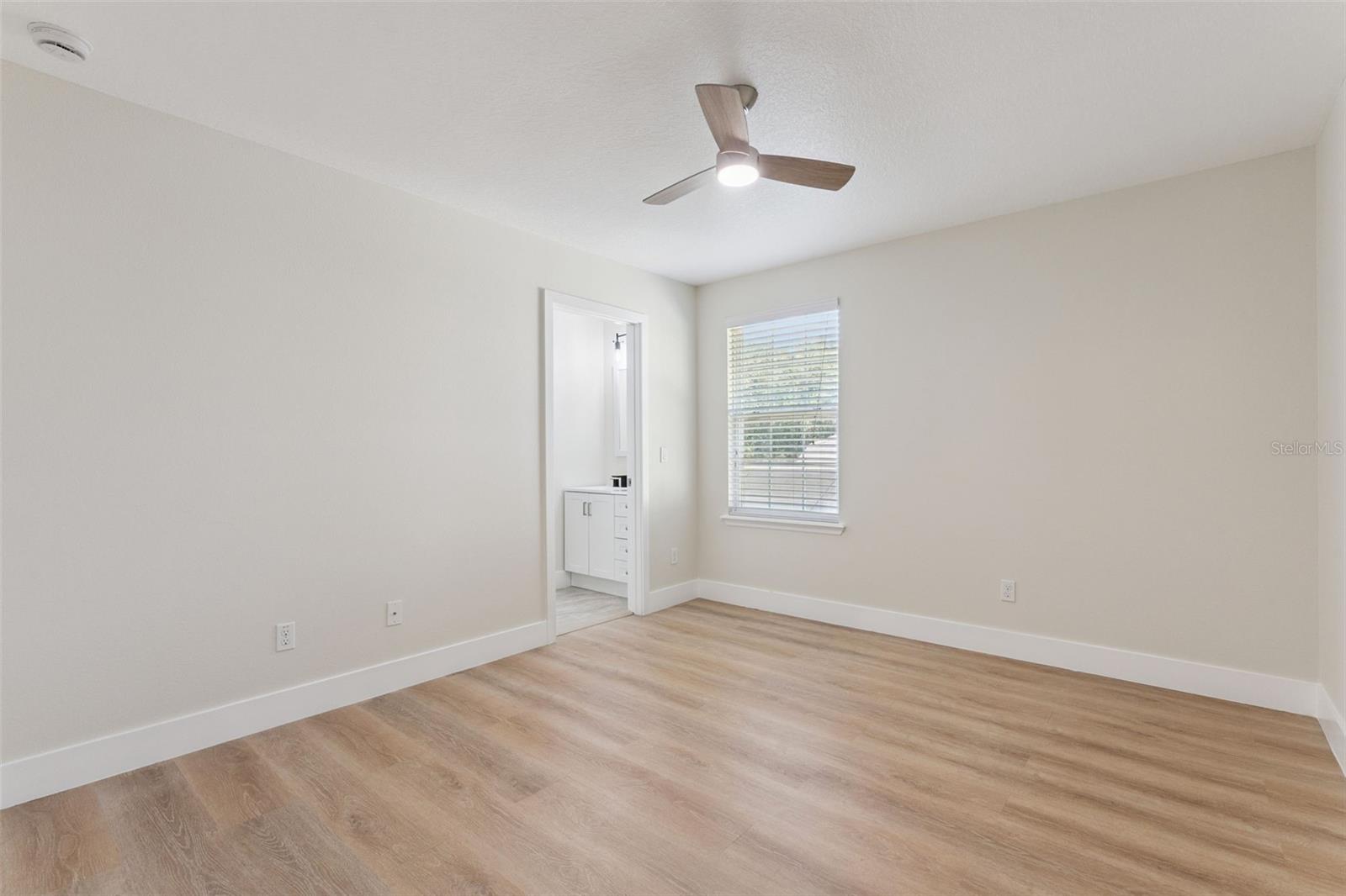 PRESTON SQUARE - Residential