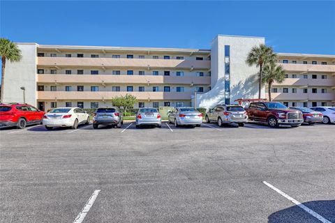 Photo of 2465 S Washington Avenue #A402, Titusville, FL 32780 (MLS # O6292190) Photo of 2465 S Washington Avenue #A402, Titusville, FL 32780 (MLS # O6292190)