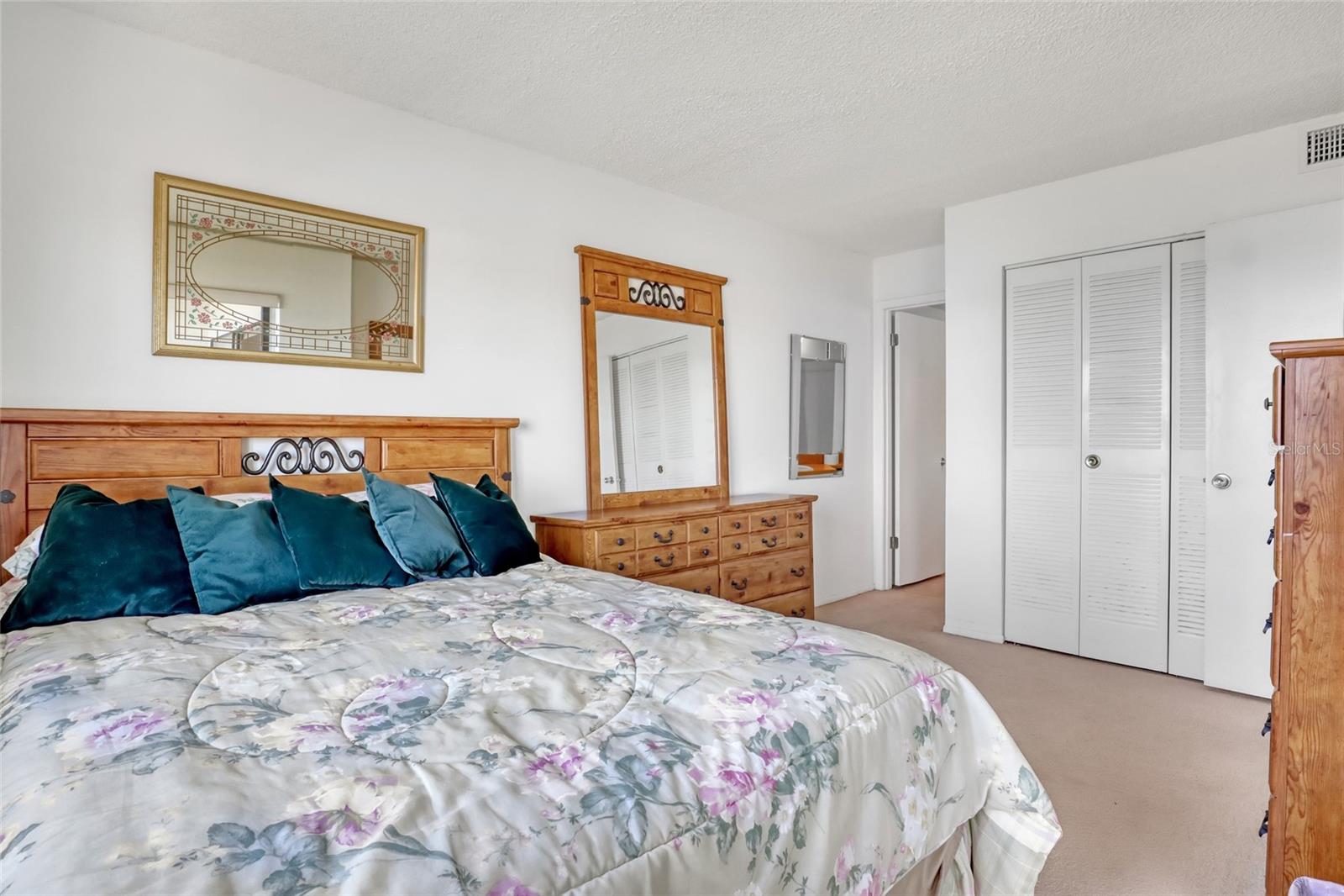 PELICAN POINT A CONDO - Residential