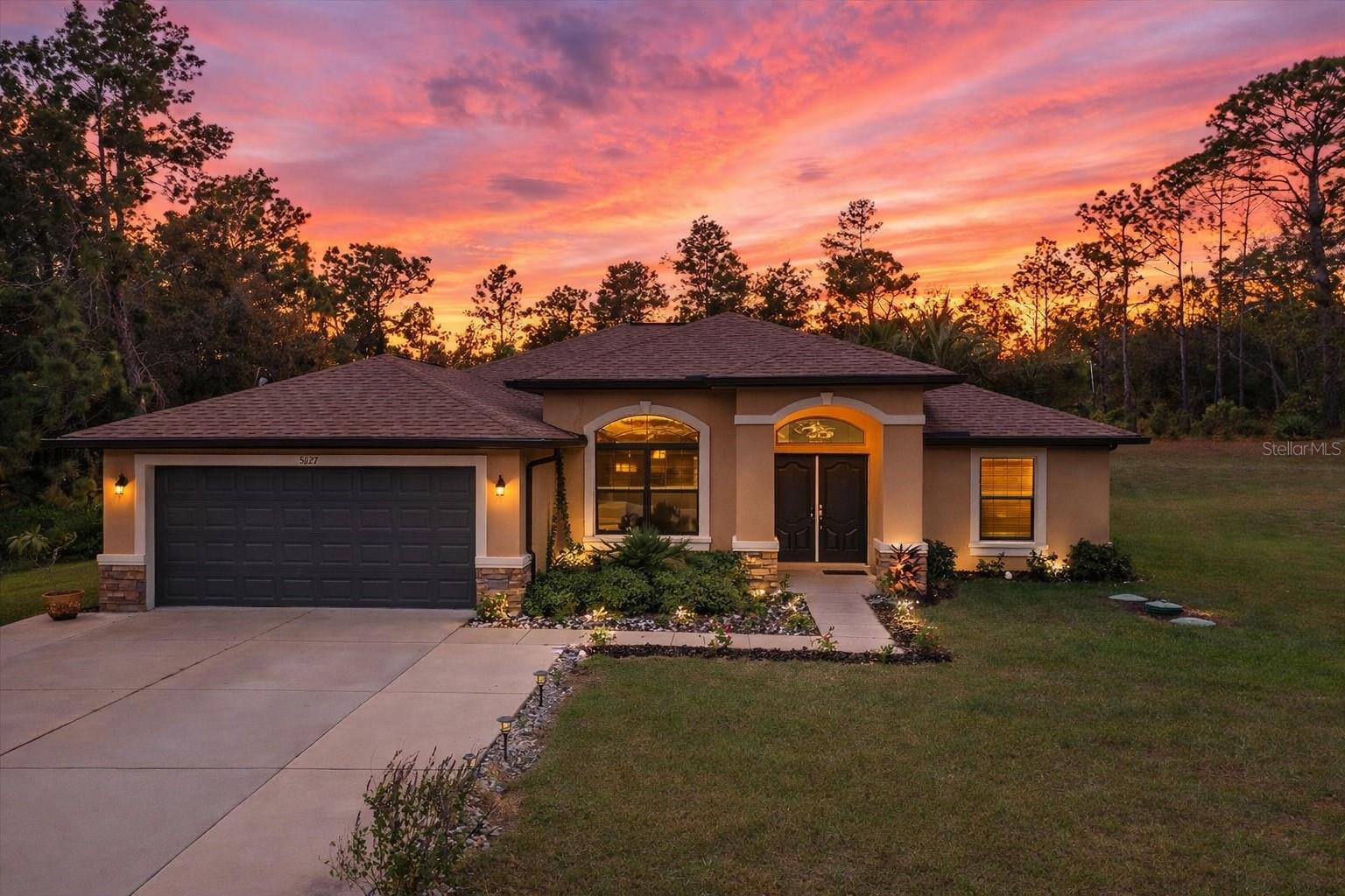 ROYAL HIGHLANDS - Residential