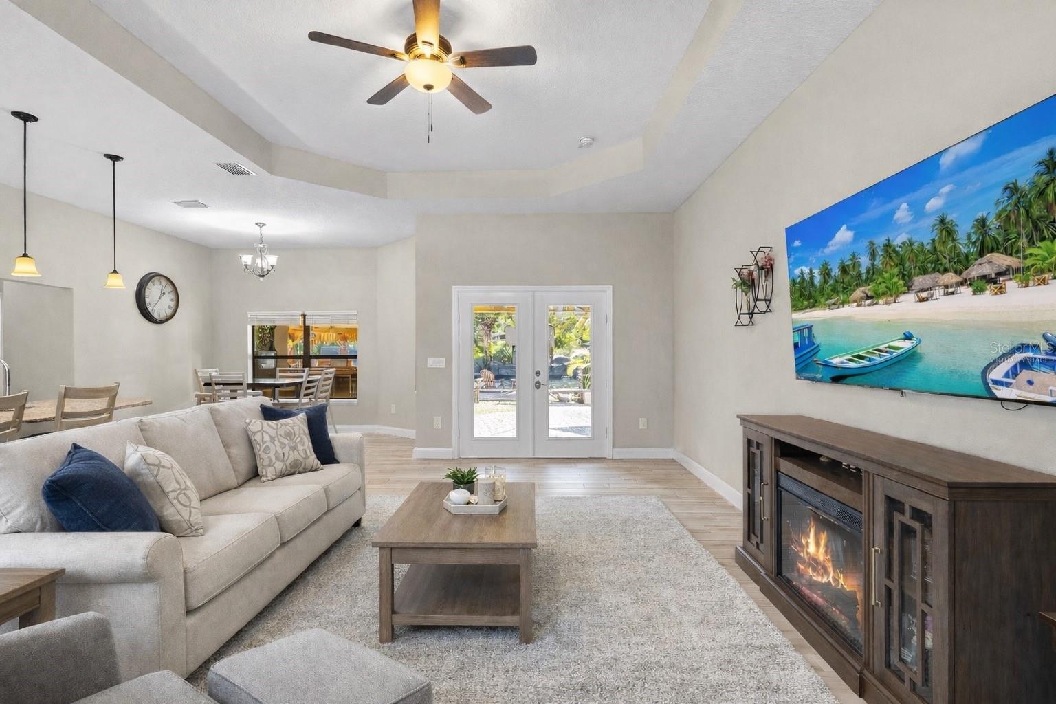 ROYAL HIGHLANDS - Residential