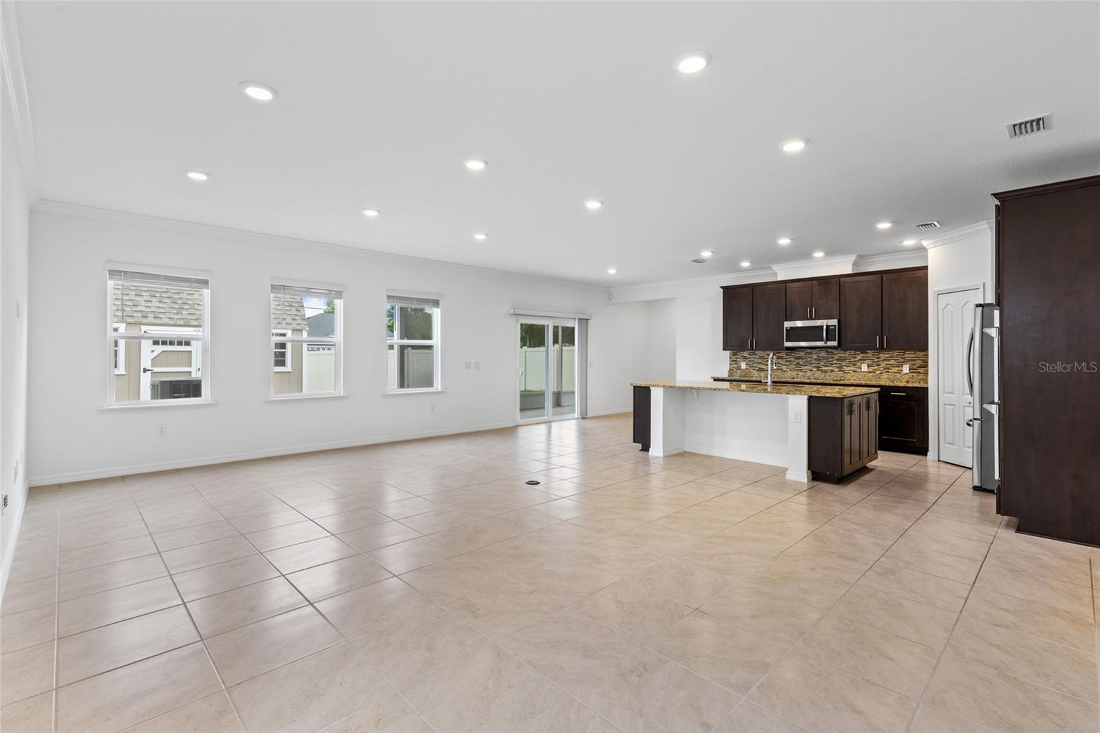 AVALON WOODS - Residential Lease