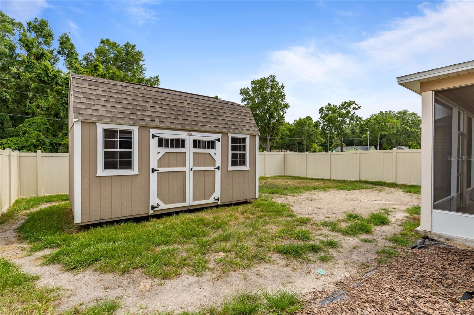 AVALON WOODS - Residential Lease