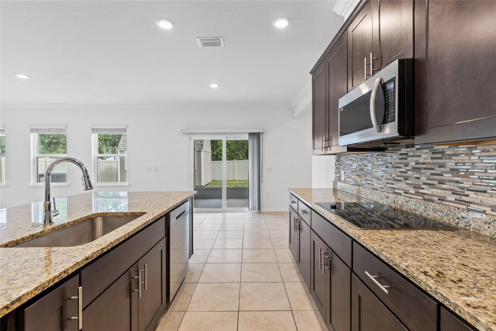 AVALON WOODS - Residential Lease