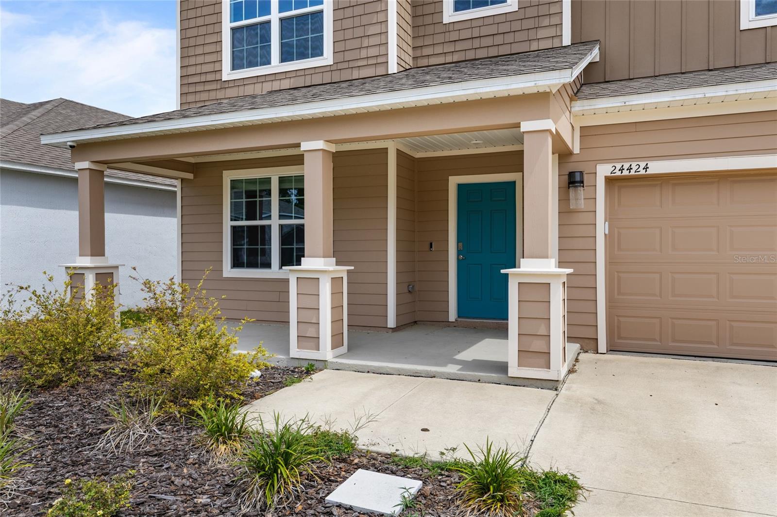 AVALON WOODS - Residential Lease