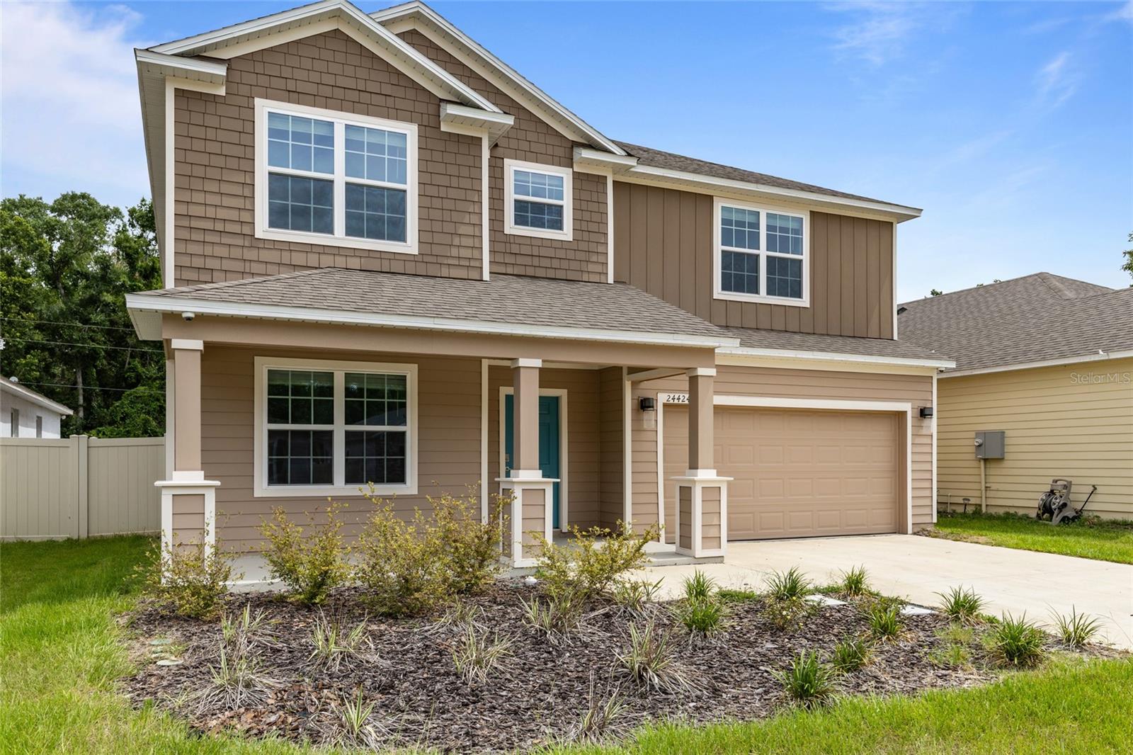 AVALON WOODS - Residential Lease