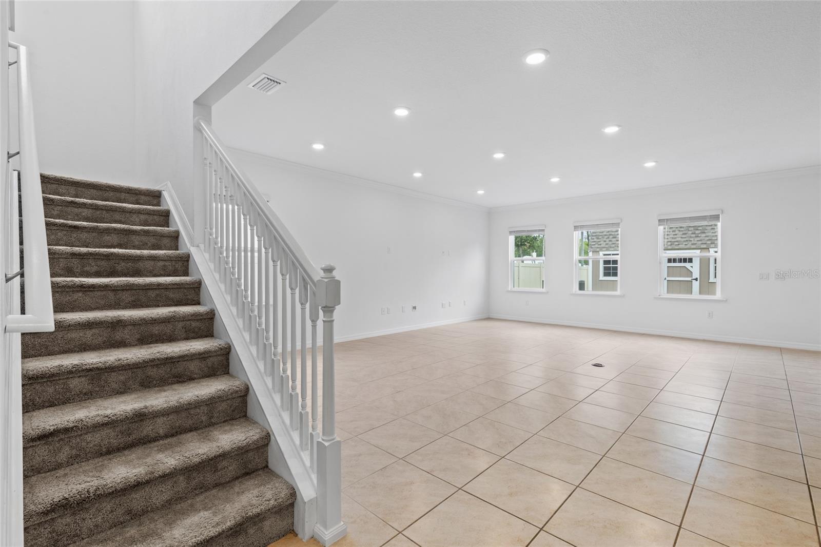 AVALON WOODS - Residential Lease