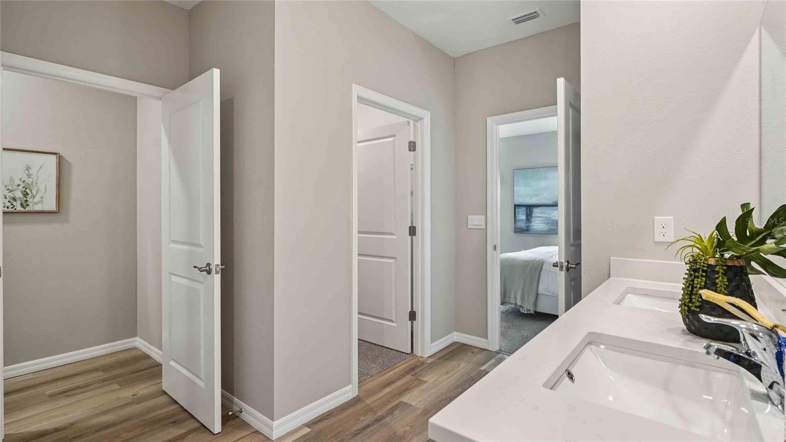 BRIARWOOD - Residential