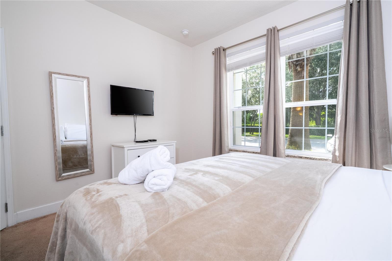 RETREAT AT SILVER CREEK SUB - Residential Lease