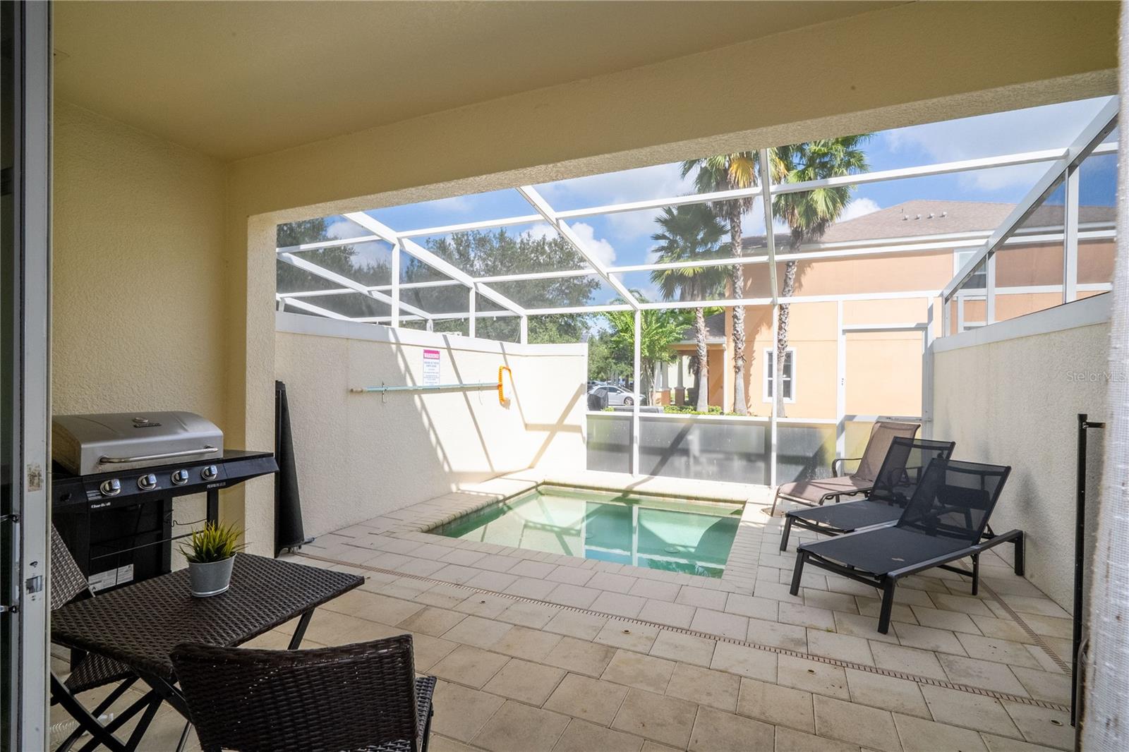 RETREAT AT SILVER CREEK SUB - Residential Lease