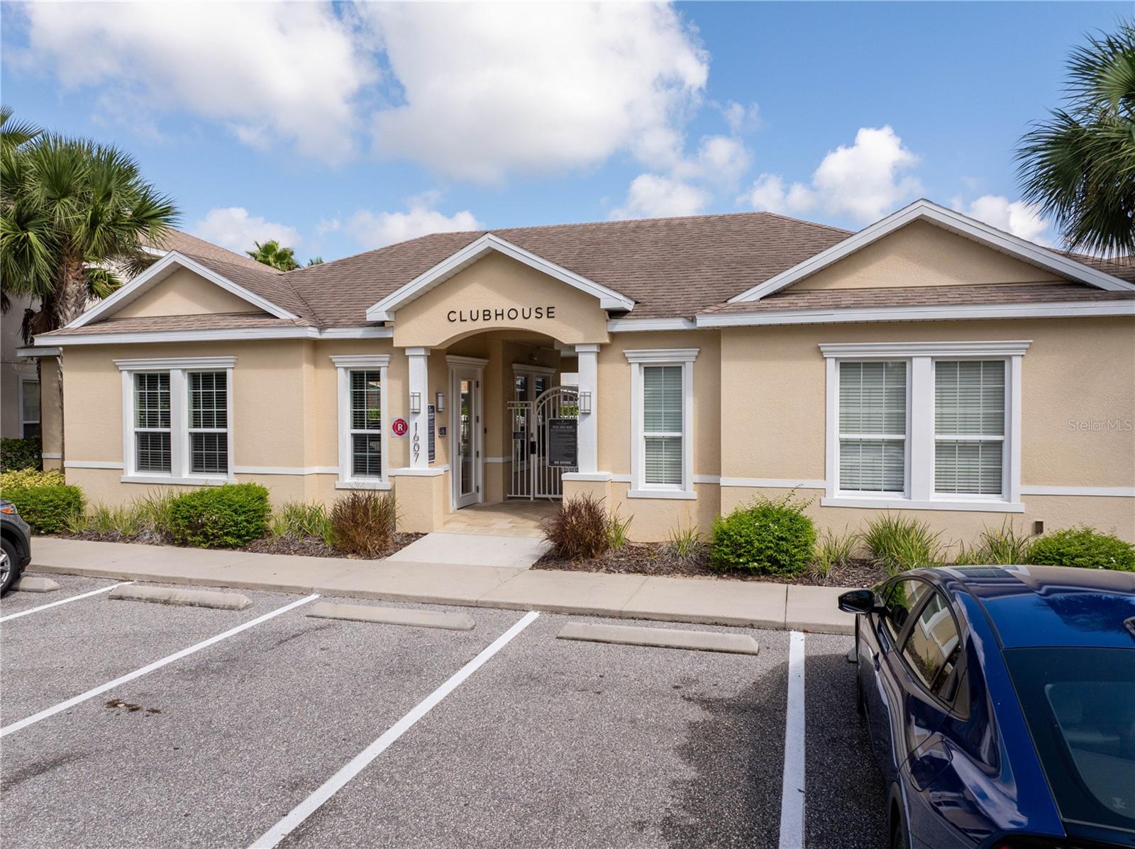 RETREAT AT SILVER CREEK SUB - Residential Lease