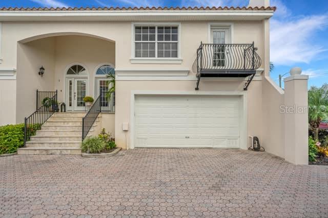 Photo of 110 Ricardo Way NE #8, St Petersburg, FL 33704 (MLS # TB8561578)