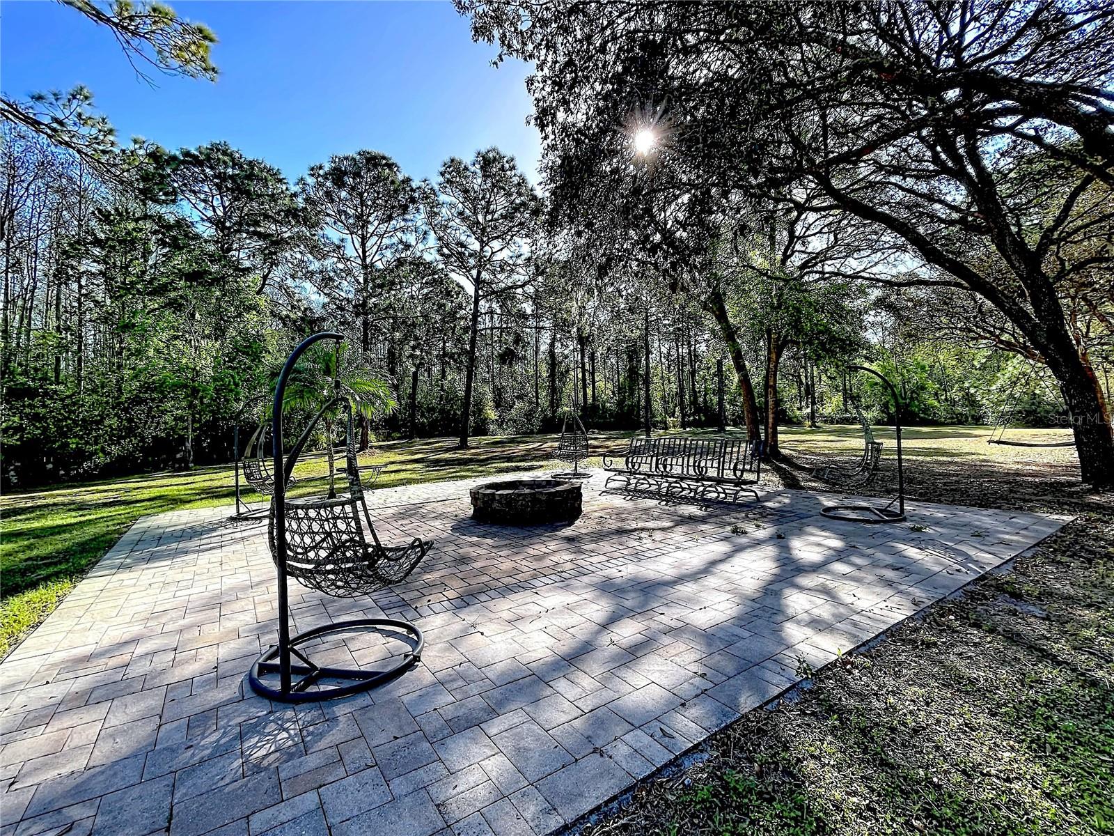 GOLDEN ACRES - Residential