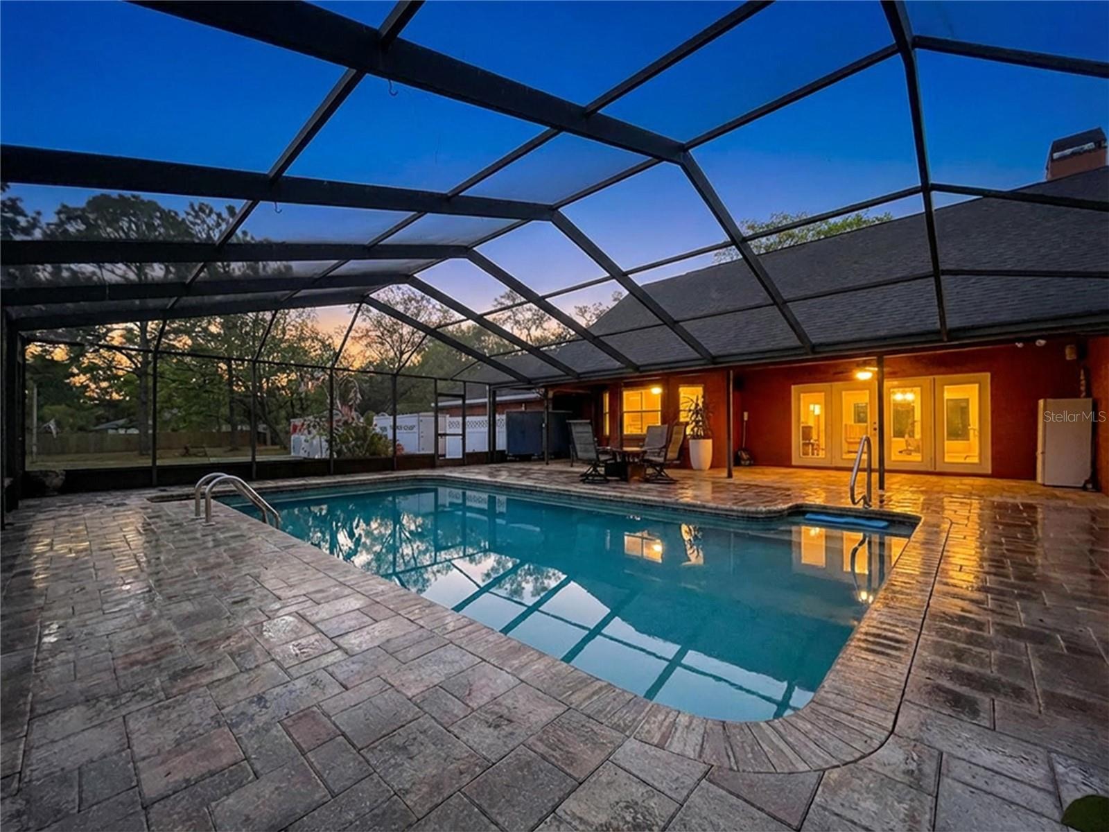 GOLDEN ACRES - Residential