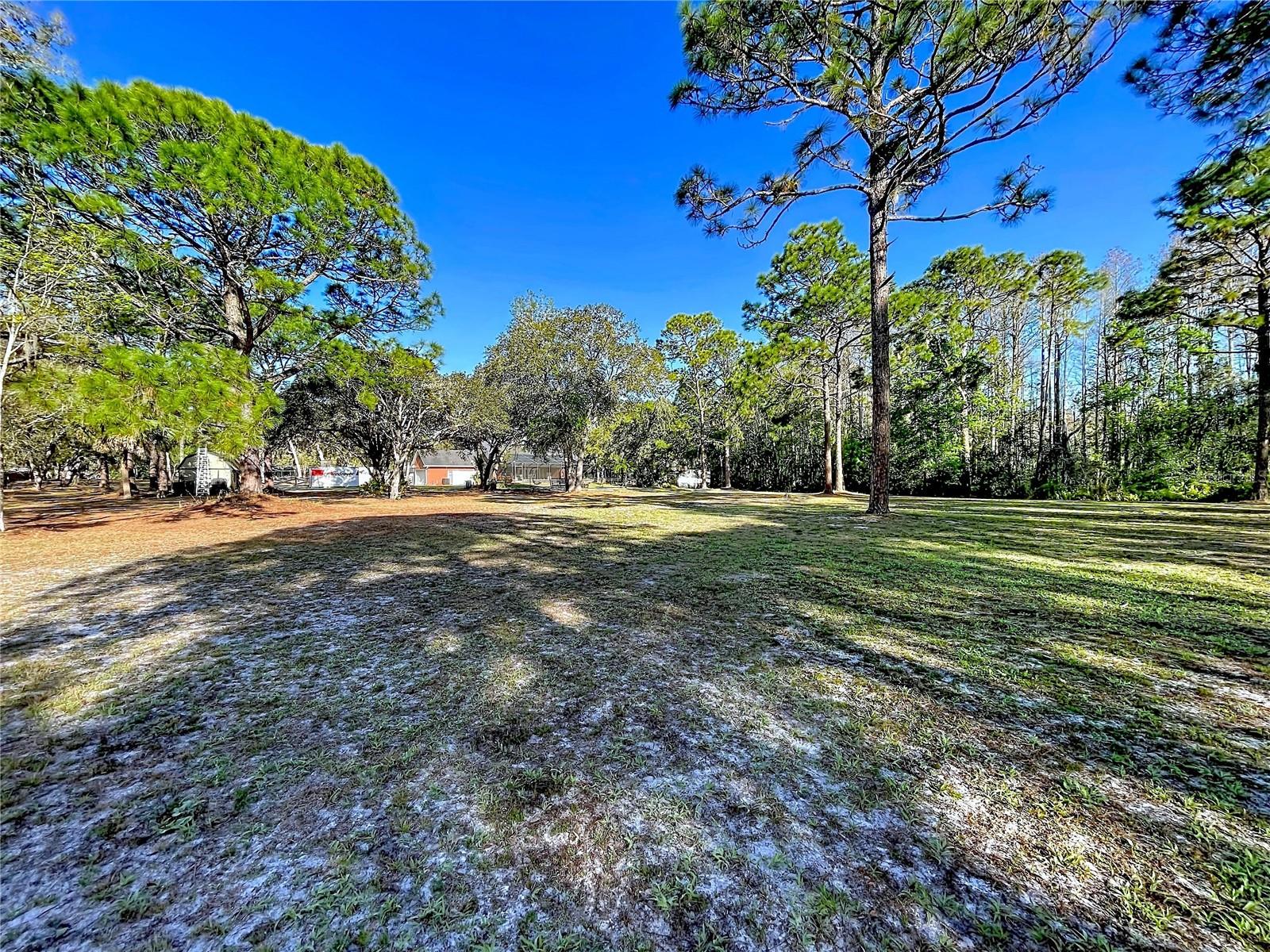 GOLDEN ACRES - Residential