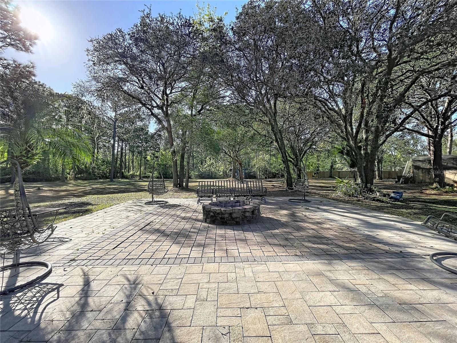 GOLDEN ACRES - Residential