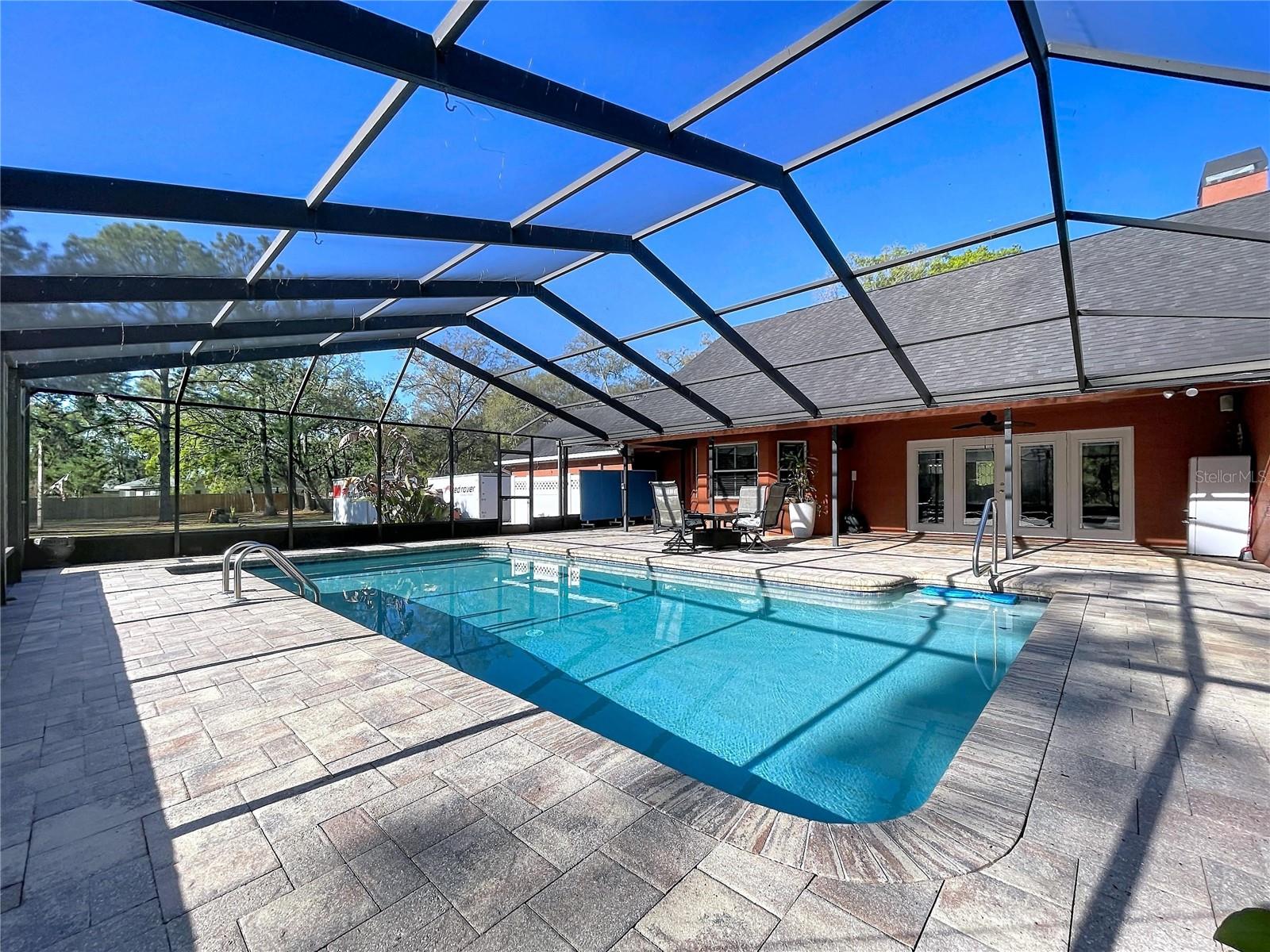 GOLDEN ACRES - Residential