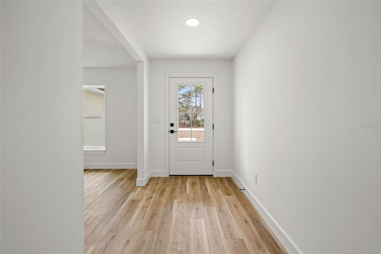 ROYAL HIGHLANDS - Residential