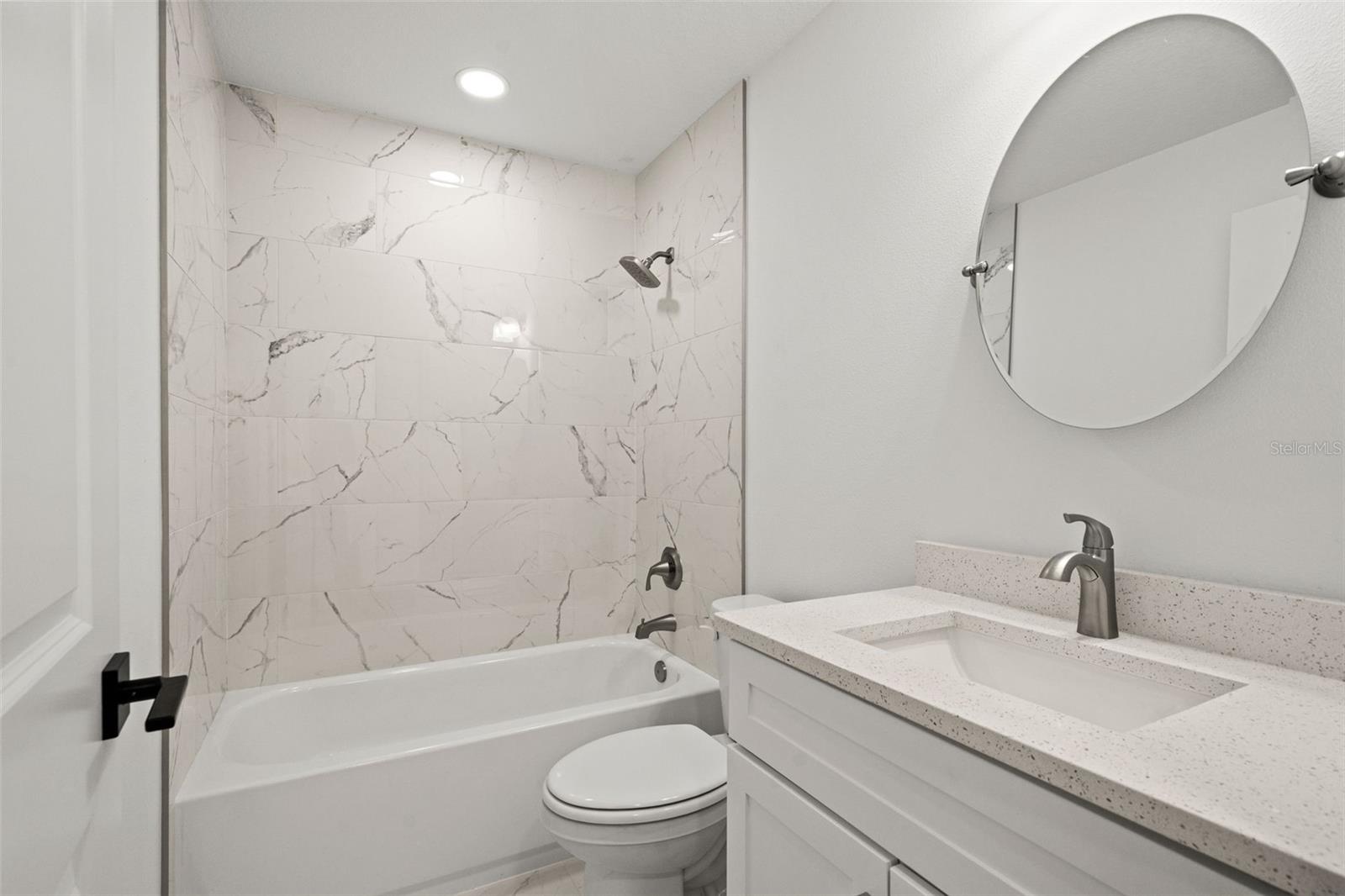 ROYAL HIGHLANDS - Residential