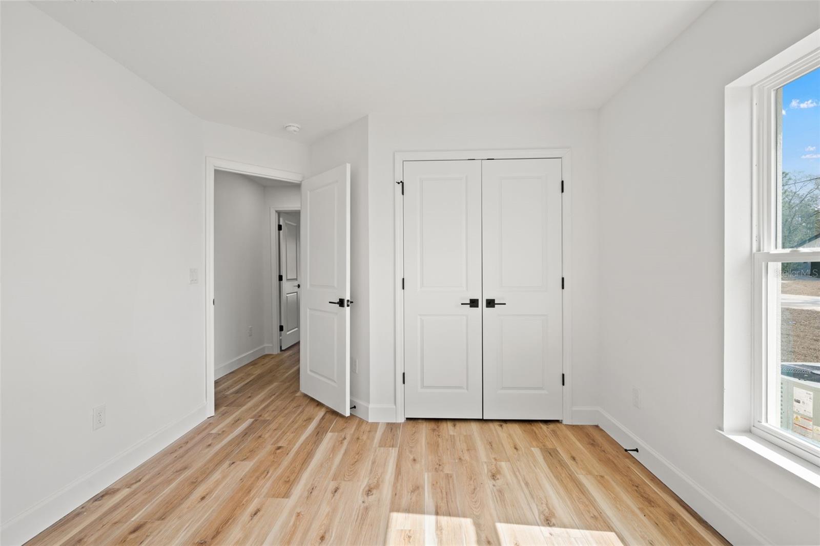 ROYAL HIGHLANDS - Residential