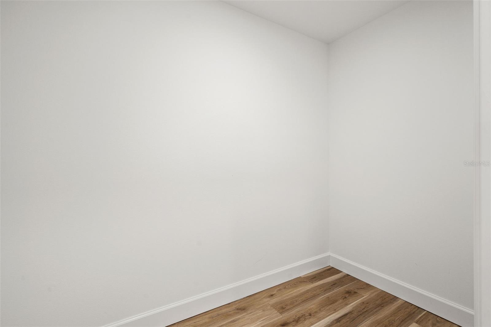 ROYAL HIGHLANDS - Residential