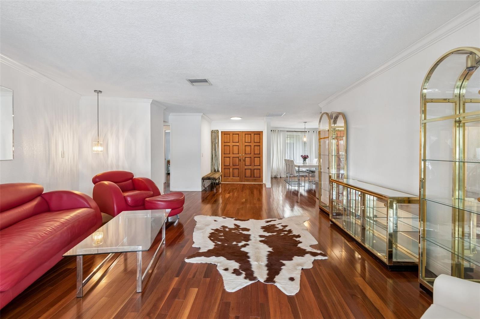 LAKE ELLEN - Residential