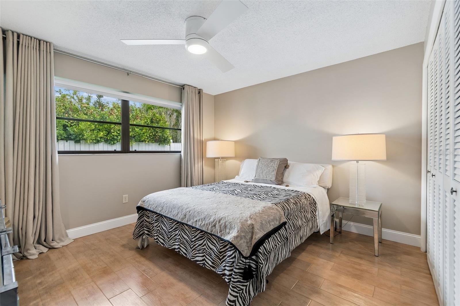 LAKE ELLEN - Residential