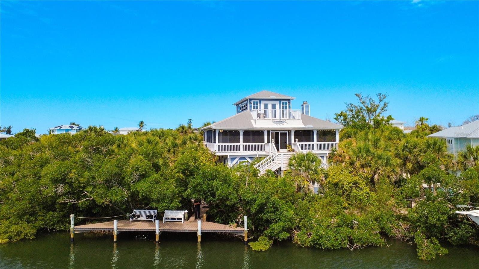 39 BAYSHORE CIRCLE