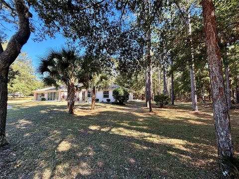 A home in DUNNELLON