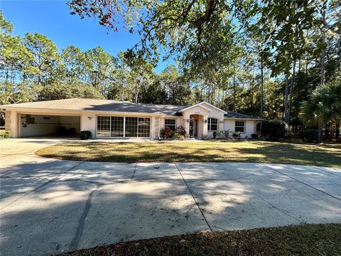 A home in DUNNELLON