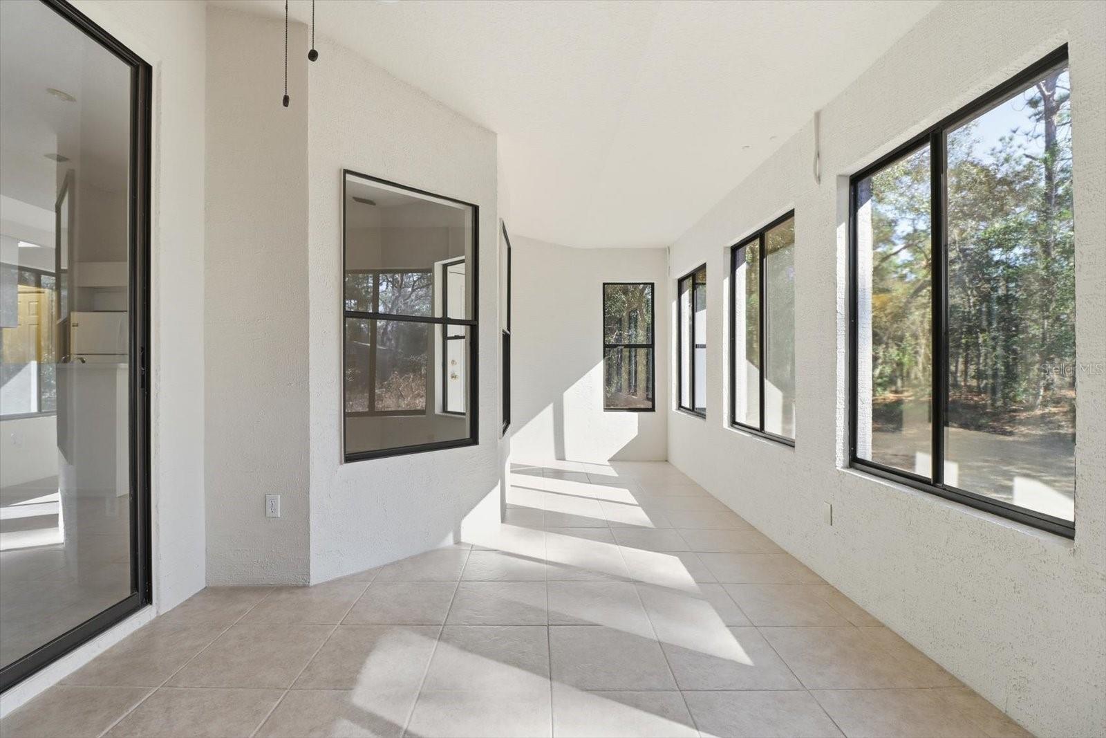 1724 E MCKINLEY STREET