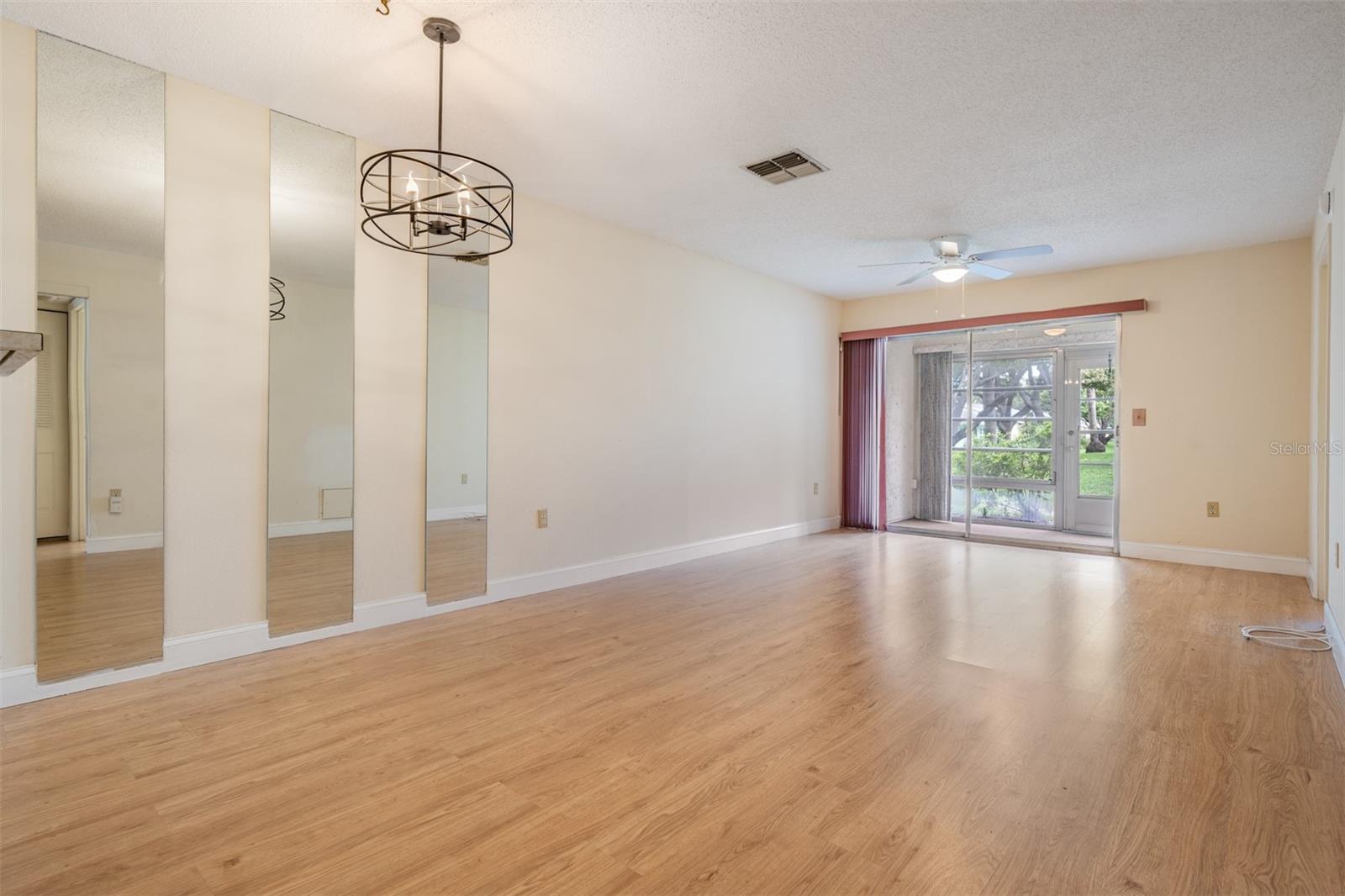2465 NORTHSIDE DRIVE 605