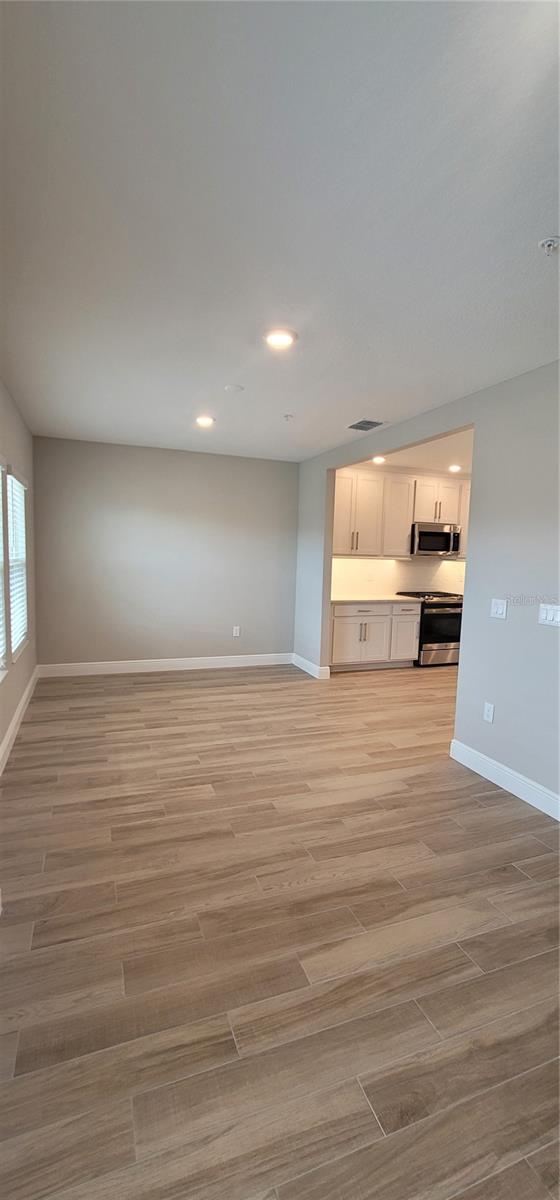 INLET SHORE TWNHMS PH 2A & 2B - Residential Lease