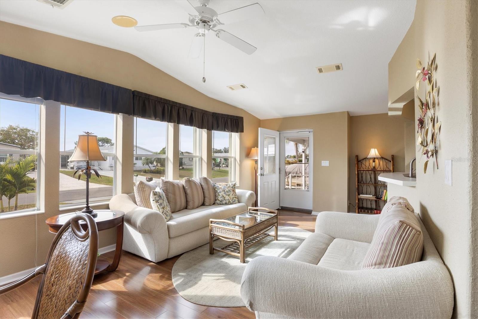 HOL MOB ESTATES 3RD ADD - Residential