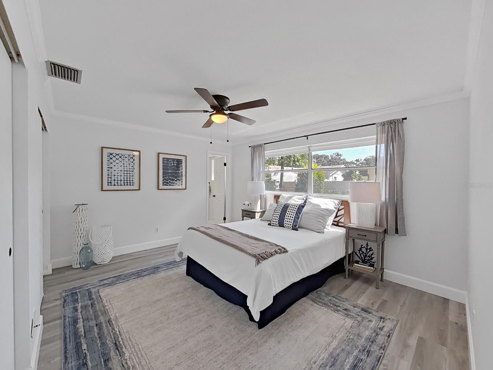 CROSS BAYOU PARK 1ST ADD - Residential Lease