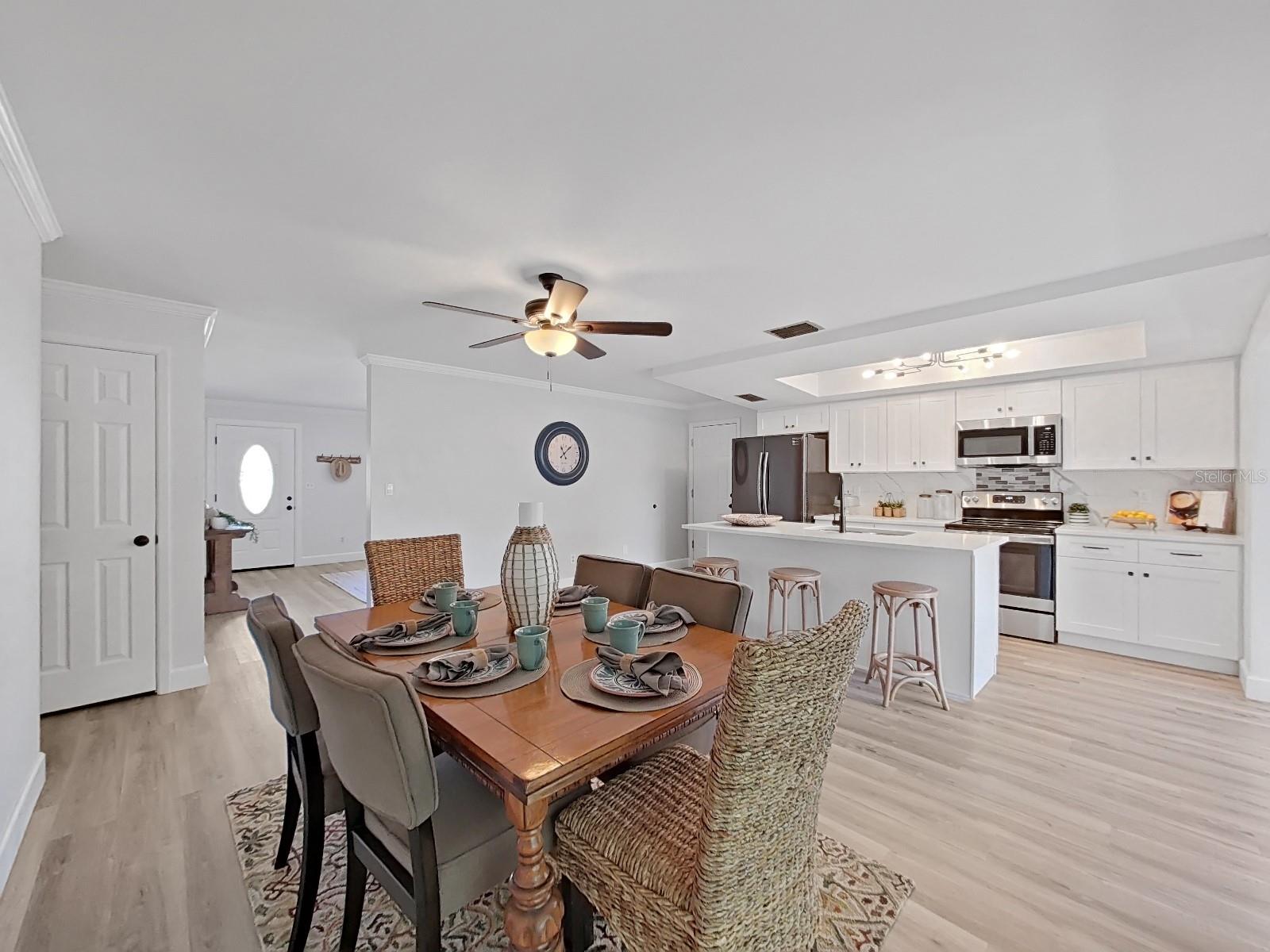 CROSS BAYOU PARK 1ST ADD - Residential Lease