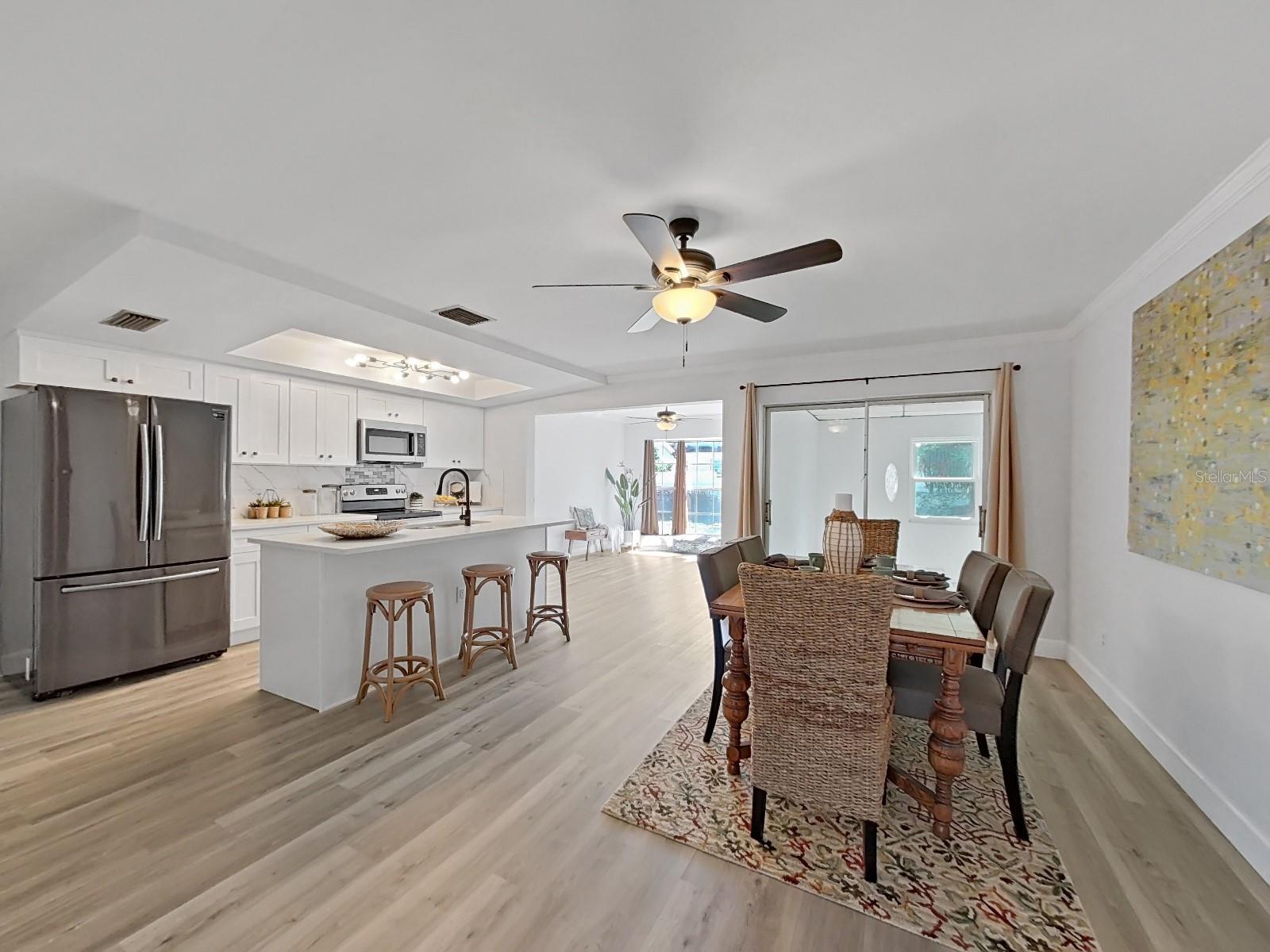 CROSS BAYOU PARK 1ST ADD - Residential Lease