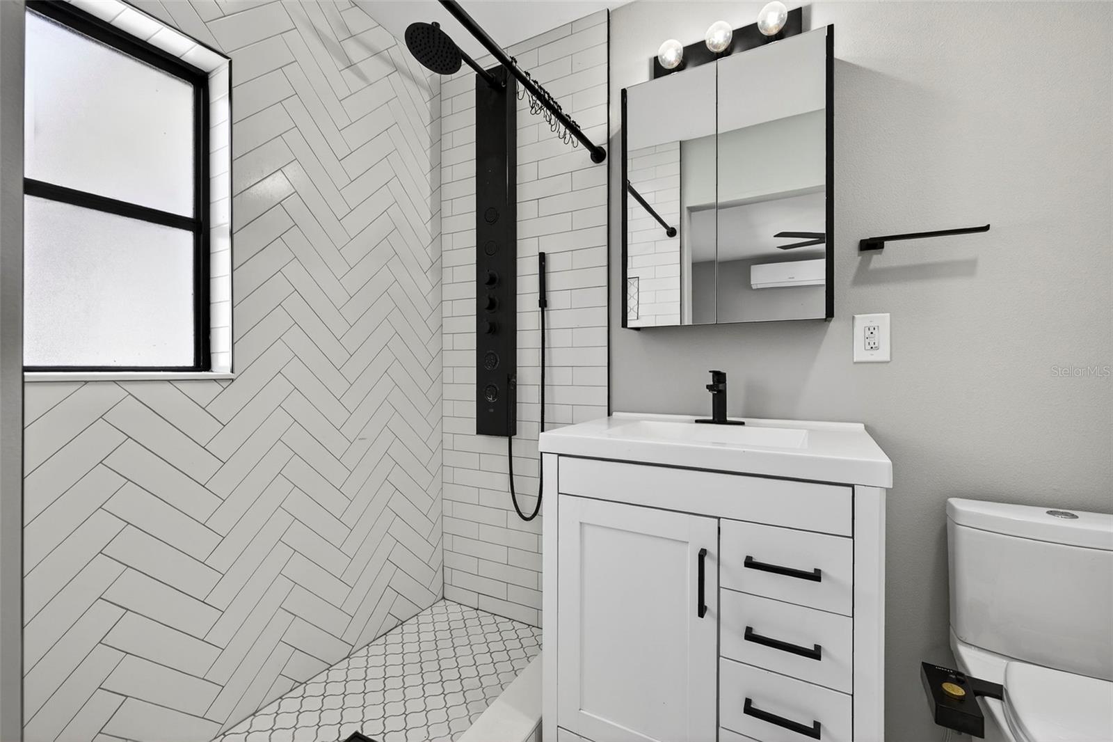 NORTH BAY HEIGHTS - Residential