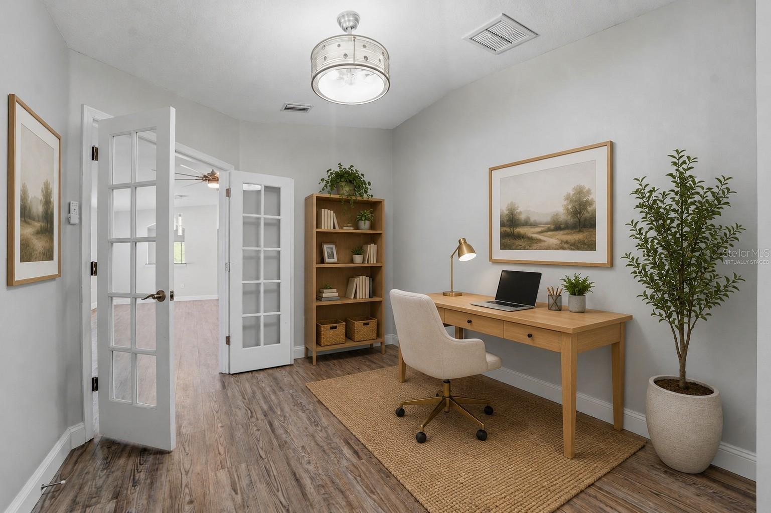 LONE STAR RANCH - Residential