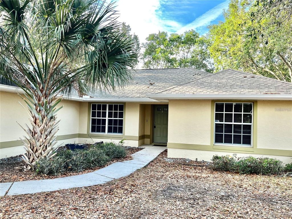 Photo of 16216 Hillside Circle, Montverde, FL 34756 (MLS # G5109417)