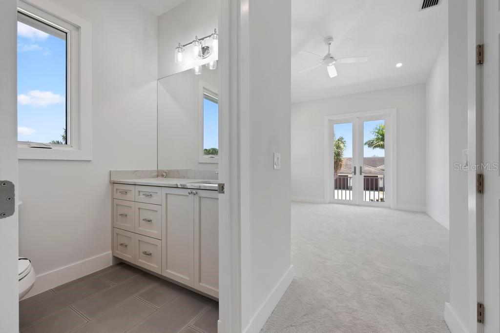 SIESTA BEACH - Residential