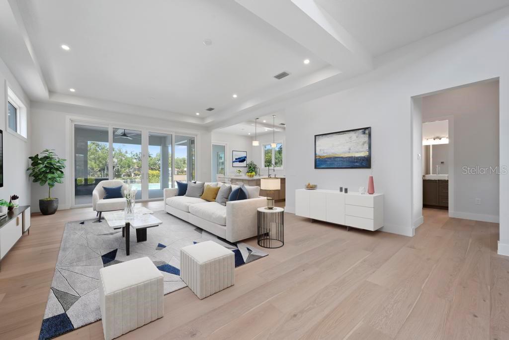 SIESTA BEACH - Residential
