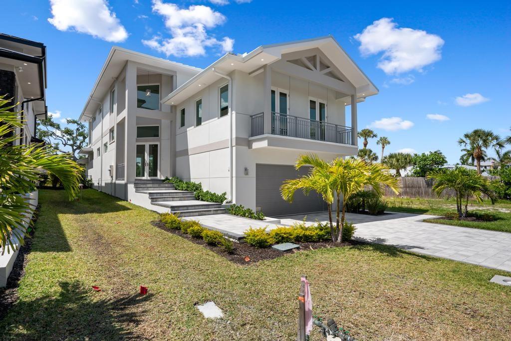 SIESTA BEACH - Residential