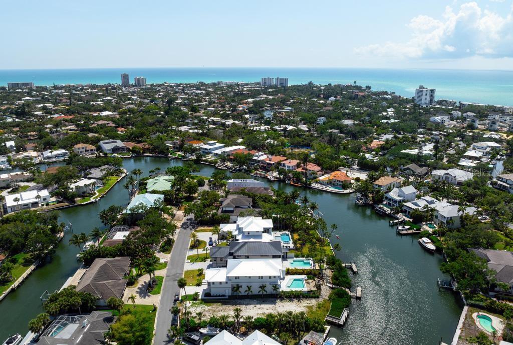 SIESTA BEACH - Residential