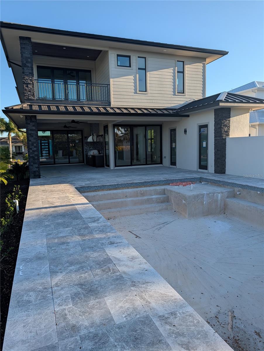 SIESTA BEACH - Residential