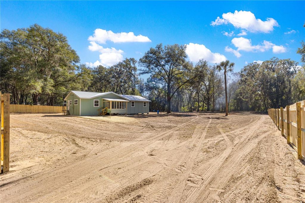 Photo of 17449 NE 17 Court, Citra, FL 32113 (MLS # OM718373)