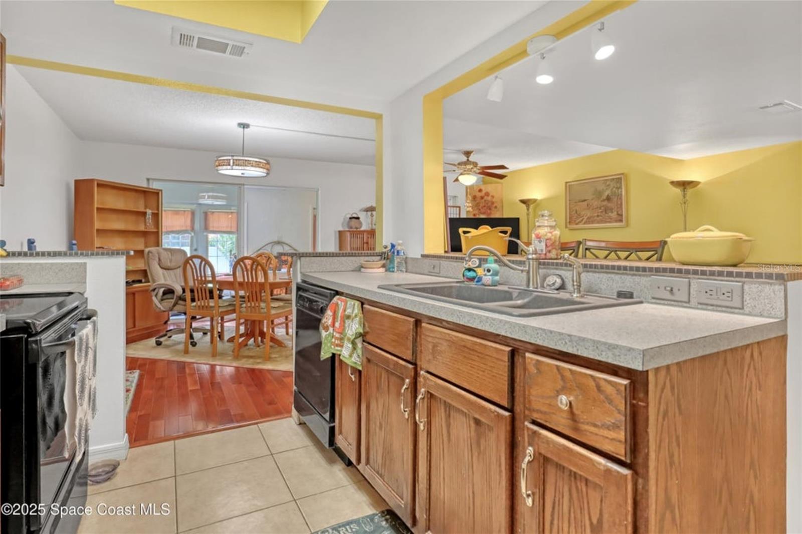 OAK PARK VILLAS BREVARD - Residential