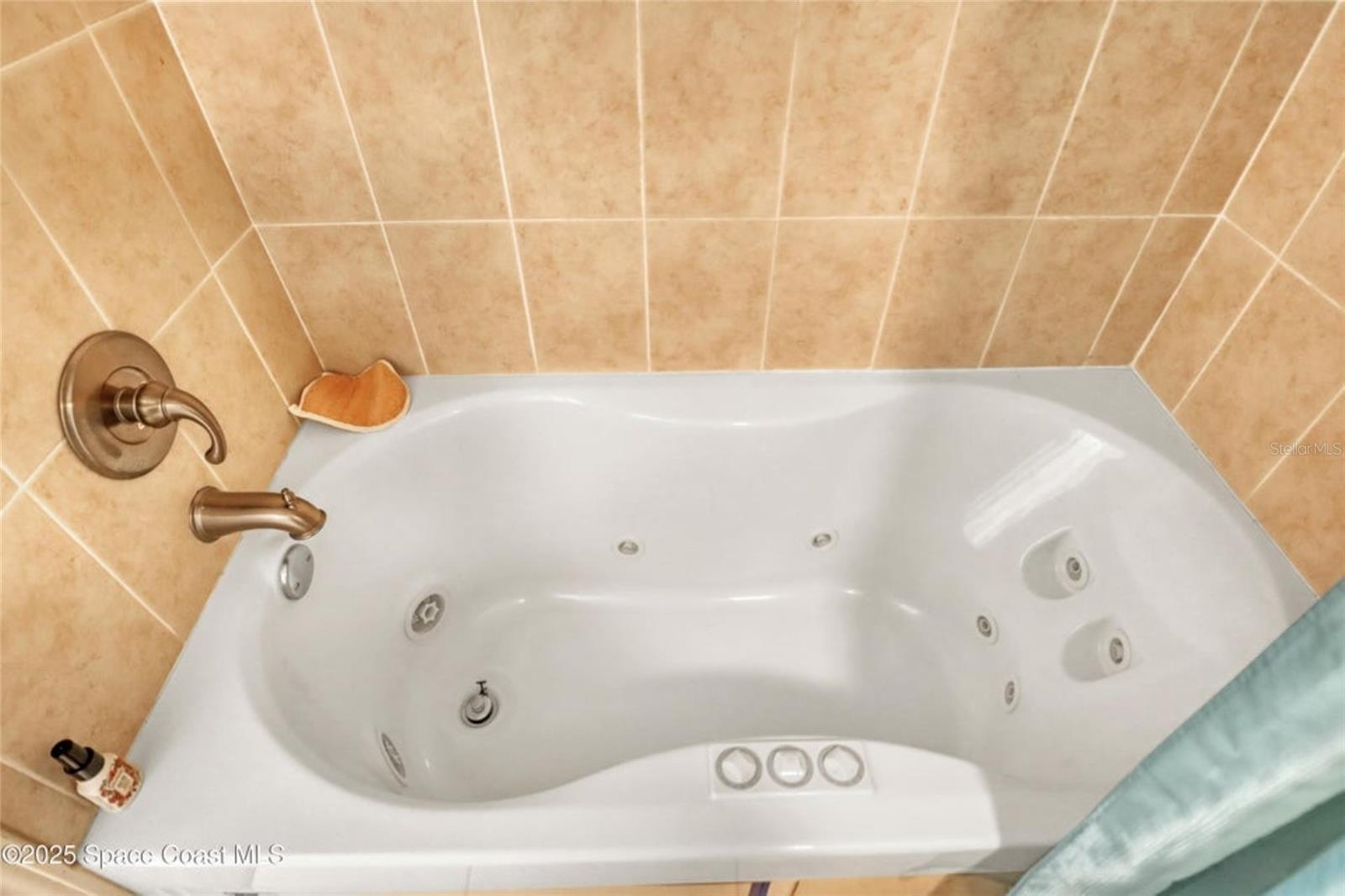 OAK PARK VILLAS BREVARD - Residential