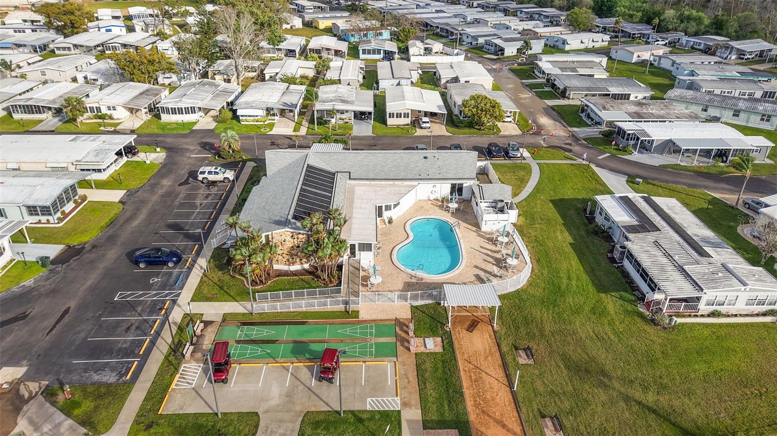 CLERMONT EMERALD LAKES CO-OP LT 32 - Residential