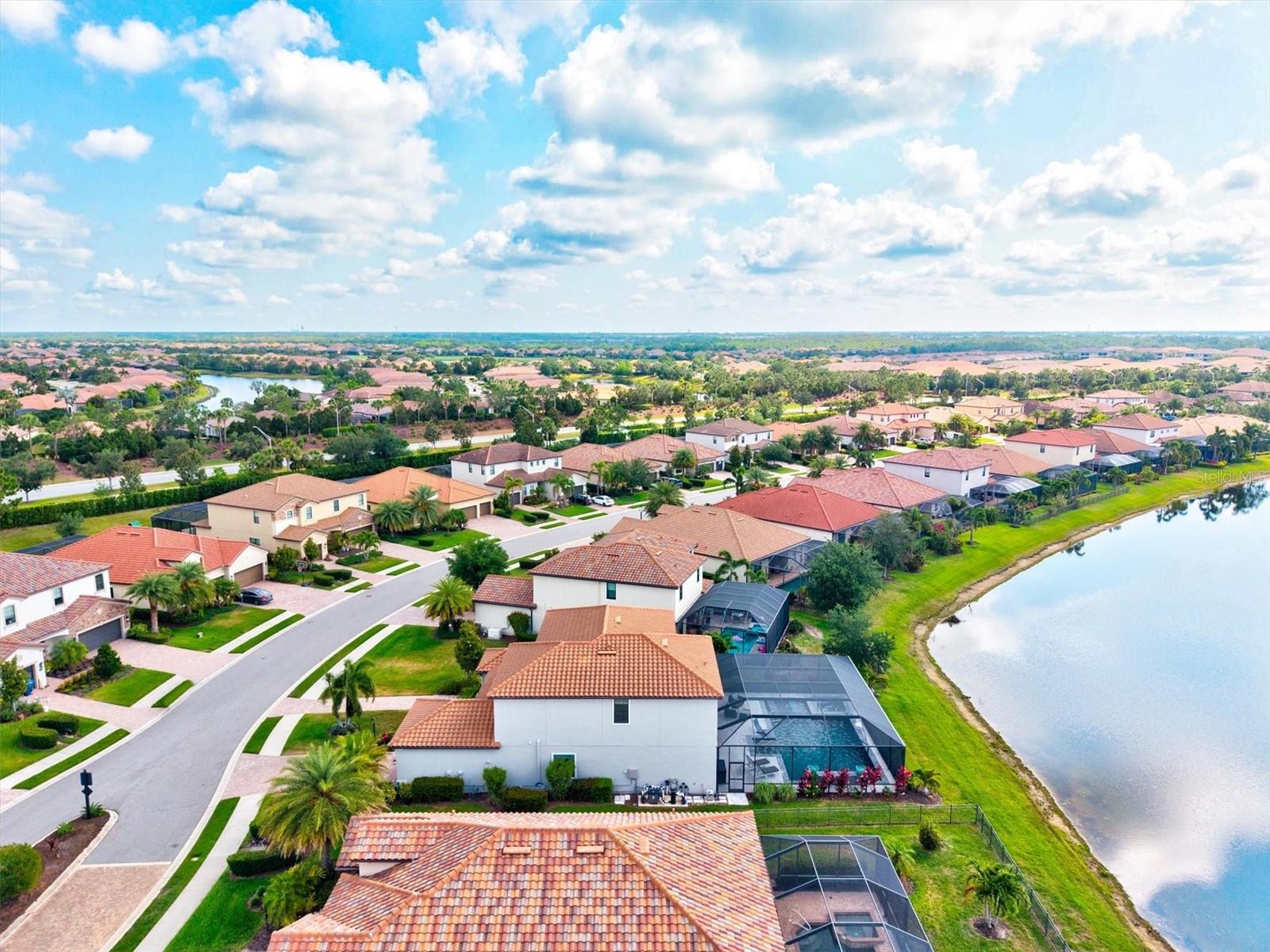 BRIDGEWATER AT LAKEWOOD RANCH - Residential